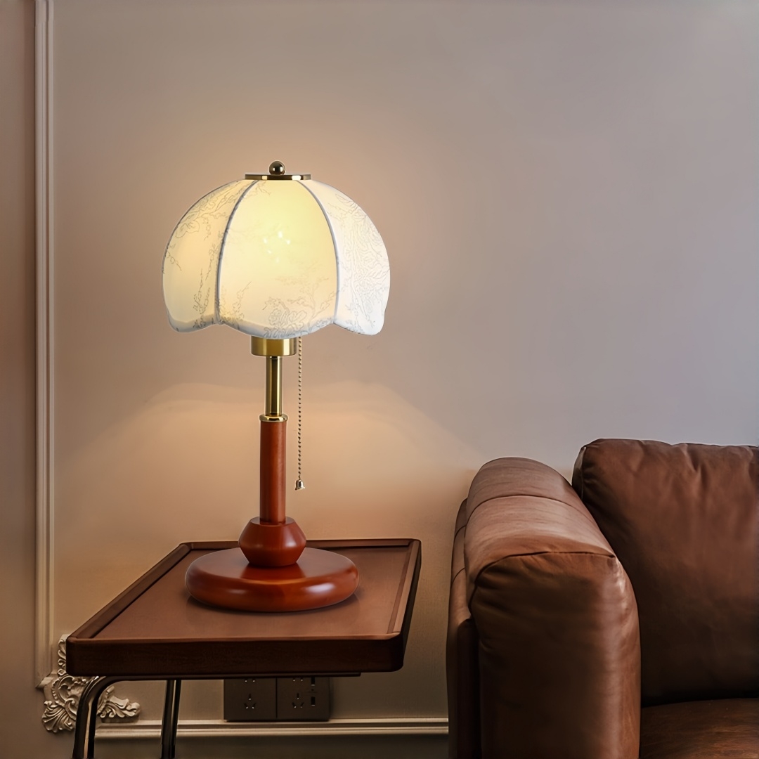 مصباح طاولة قبة مزخرفة بتصميم  - مراجعة Home Lighting And Decor وسعره